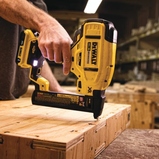 DeWalt DCN681D1 Cordless Stapler Kit -Power Tech Shop image ebea437a 9c9b 416e 8fee 7f20ea4737c2